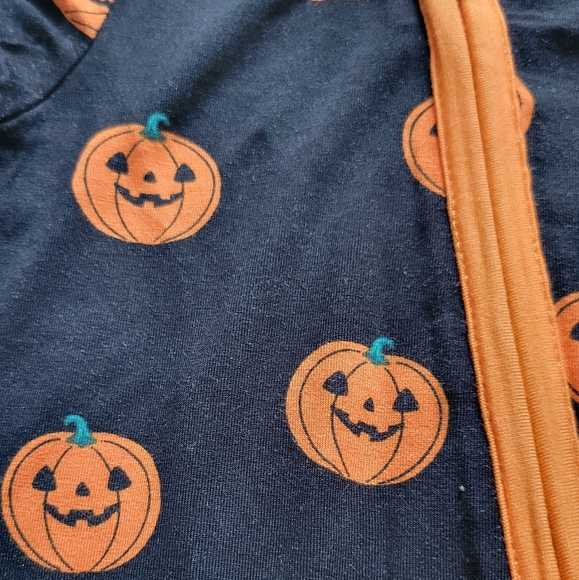 NWT - Angel Dear 2 Way Zipper Romper, Jack O Lantern, 0-3M - Picture 4 of 4